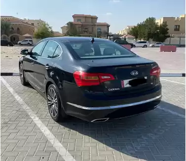 مستعملة Kia Unspecified للبيع في الدوحة #5531 - 1  صورة 